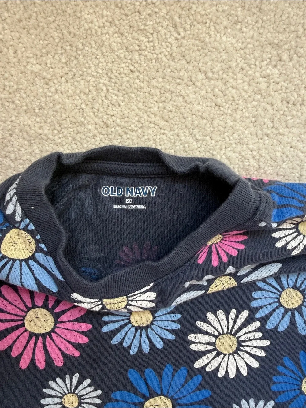 Old Navy/Cat & Jack 3-bundle of Girls’ Short Sleeve Tees